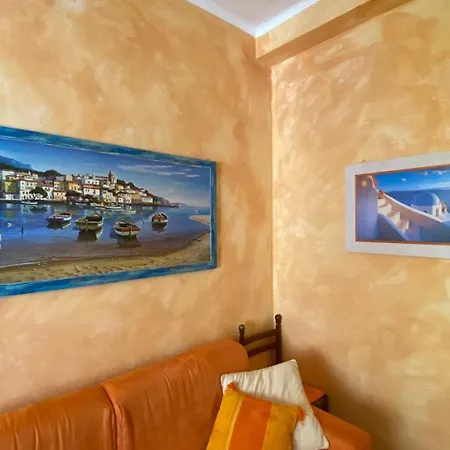 Appartamento Casa Maurizio In Centro Di Diano