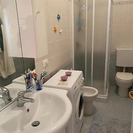 Appartamento Casa Maurizio In Centro Di Diano *
